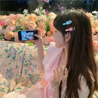 我想变成鸟,所以跳起来